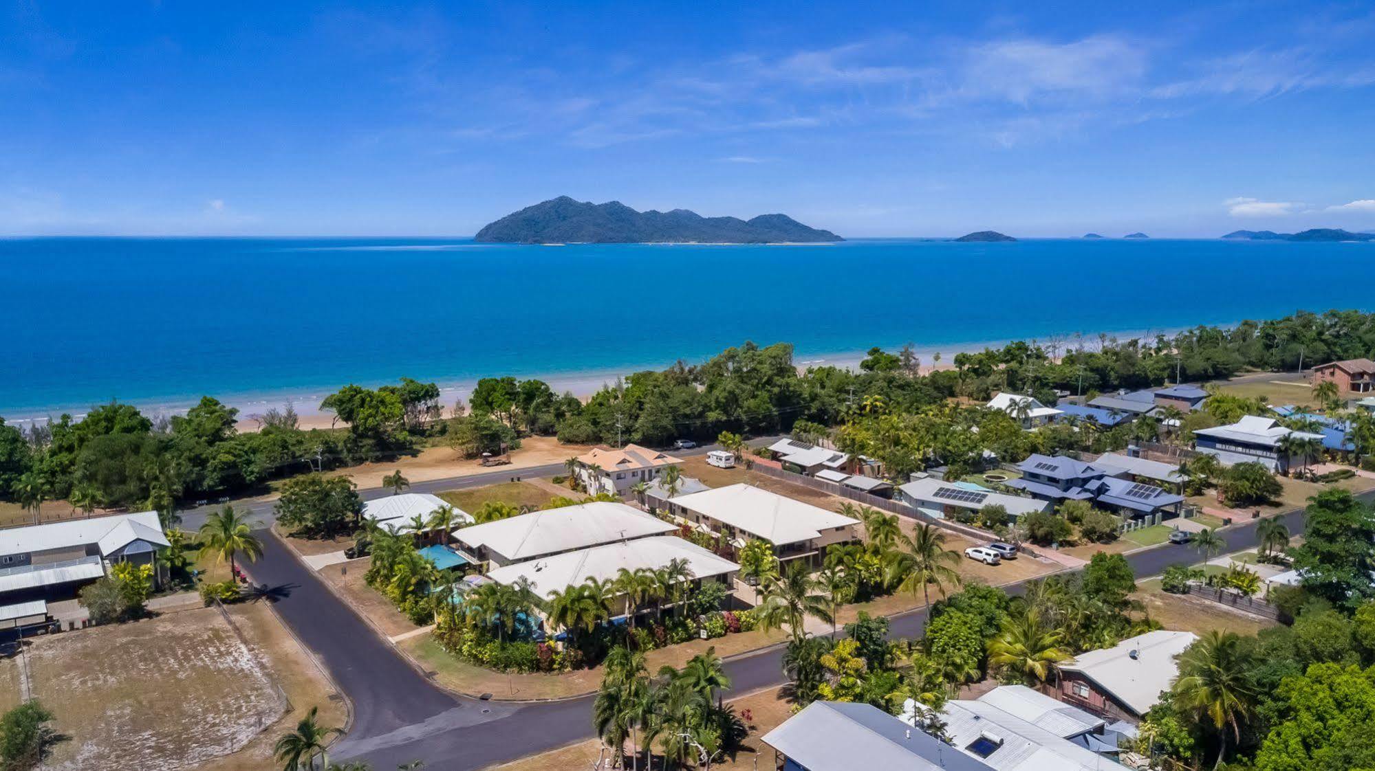 Mission Reef Resort Мишън Бийч Екстериор снимка